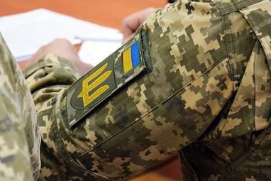 Чи залишаться військові без виплат через СЗЧ: відповідь Міноборони