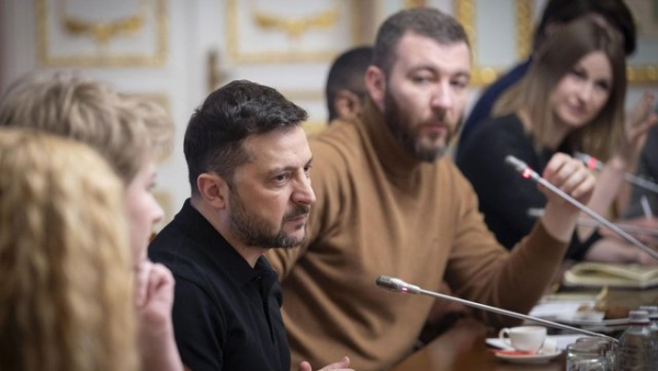 Зеленський прагне налагодити постійний діалог з послами: Сибіга та Буданов розроблять новий формат