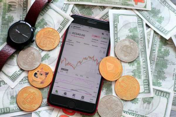 Ethereum злетів до $3,000 після «золотого хреста» MVRV