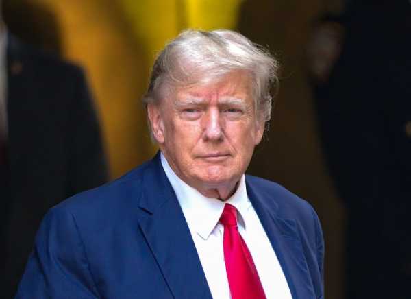 Трамп вперше вклався в акції Berkshire Hathaway у червні