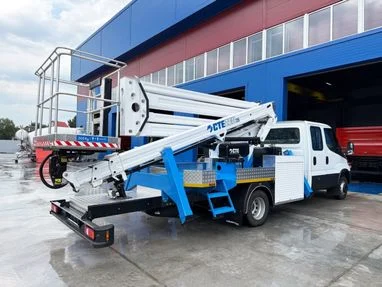 Нова автовишка на базі IVECO вражає потужністю: перші кадри з України