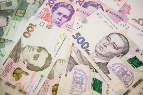 Українці вклали понад 3,7 млрд грн у державні облігації за місяць