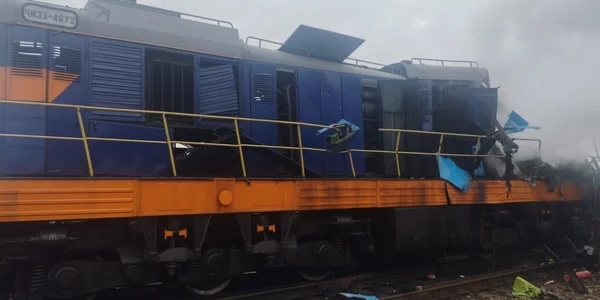Ворог вдарив по залізниці: що відомо про наслідки атаки