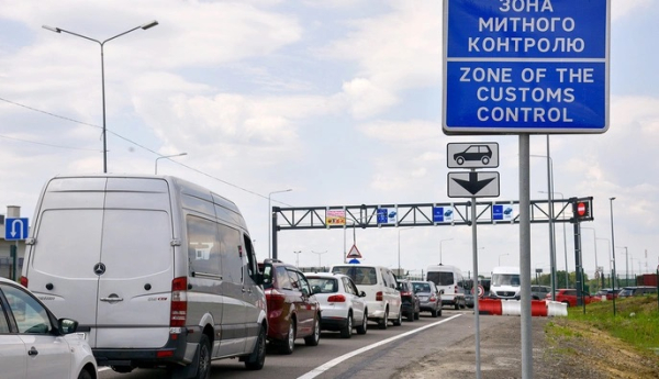 Мінінфраструктури подвоює потужність західних пунктів пропуску: що це означає для логістики