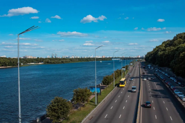 Київ обмежить рух Набережним шосе 9-10 вересня: дізнайтесь причини заздалегідь
