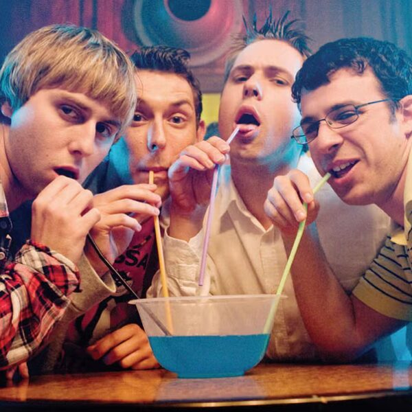 Netflix підтвердив “The Inbetweeners 3”: повернення акторів та перший тизер