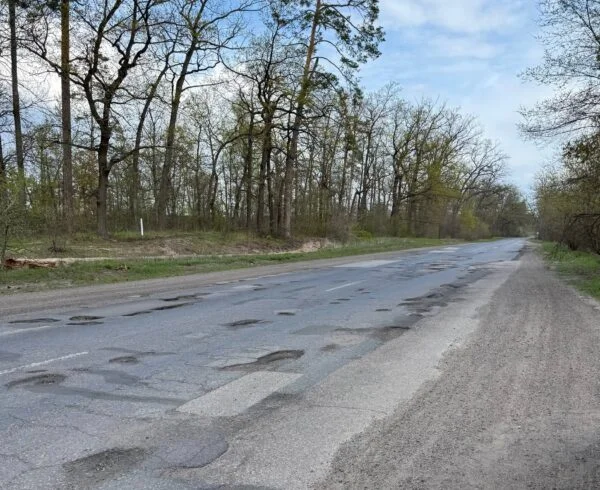 Влада відклала ремонт доріг на Холодний Яр та Шевченкові шляхи: “Дзвін” дізнався деталі