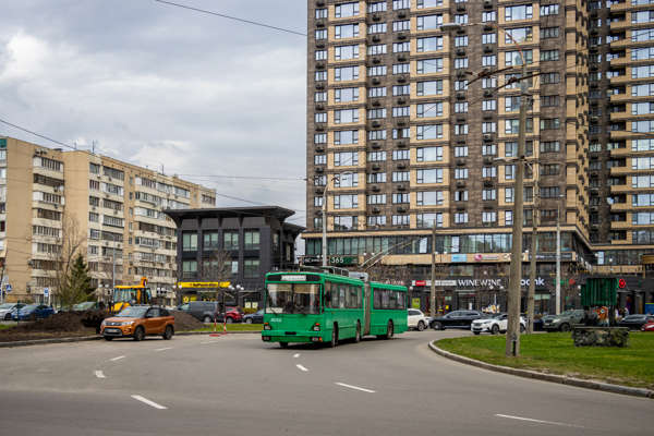 Розкрито деталі запуску єдиної системи світлофорів на Мінській площі Києва