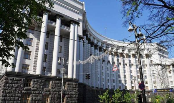 Влада заморозила підготовку України до зими: що це означає
