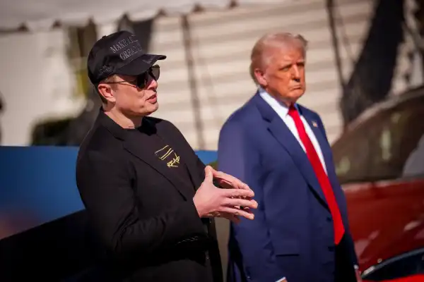Трамп закликав Маска розблокувати Starlink для України