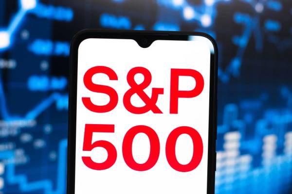 ETF-індекси S&P 500: розсіюємо концентровані ризики за допомогою розумних вкладень